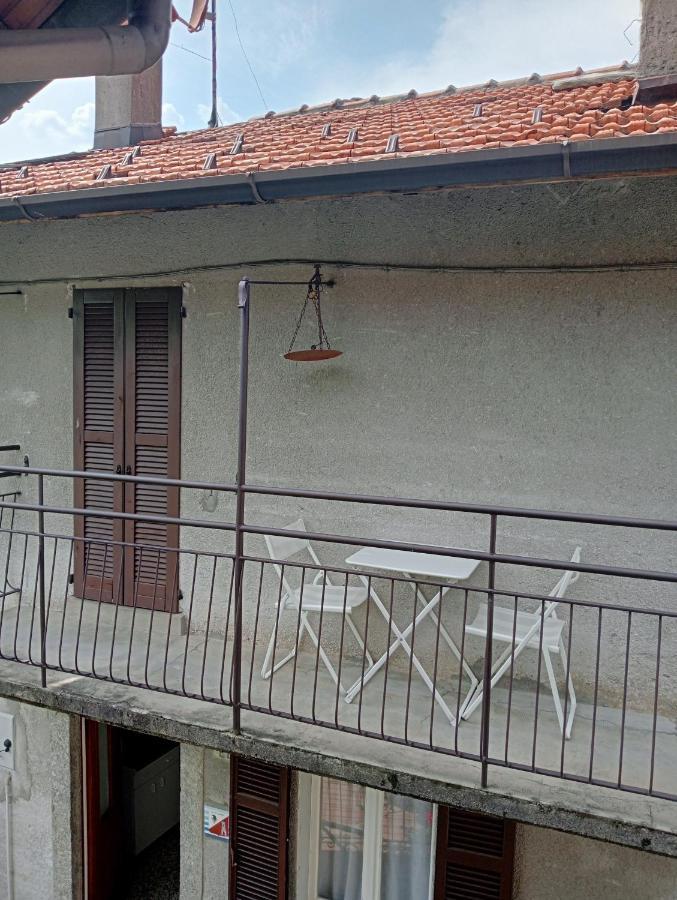 Hotel La Turr De Mezz à Nesso Extérieur photo