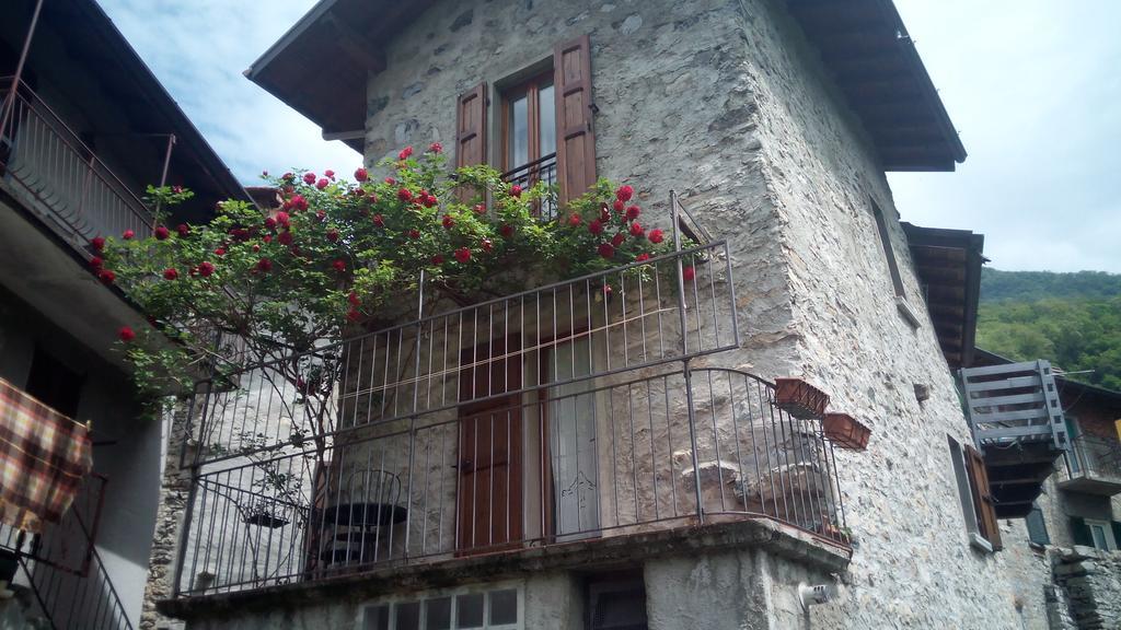 Hotel La Turr De Mezz à Nesso Extérieur photo